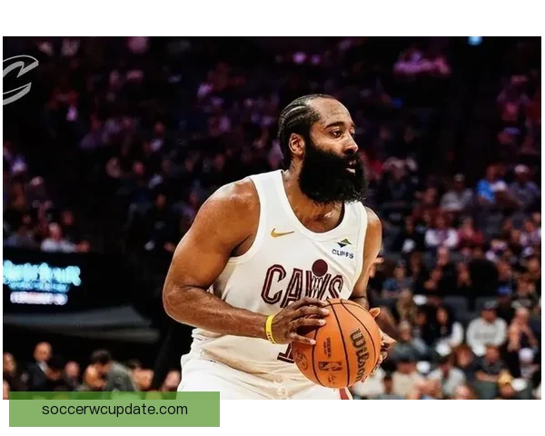 哈登关键时刻绝杀贡献19分带队六人上双收获连胜